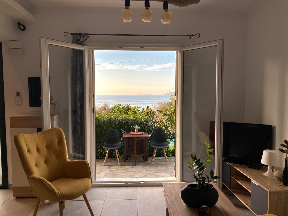 Coralli Pentati 2 "Dimitris Apartments" エクステリア 写真